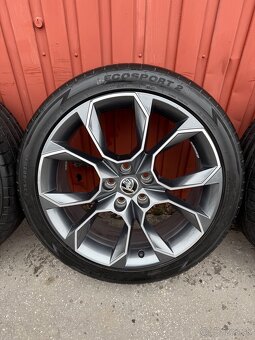 Originál elektróny Skoda RS Octavia R19 LETNÉ 235/40R19 - 3