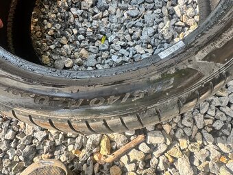 245/40 r20 Pirelli - 3
