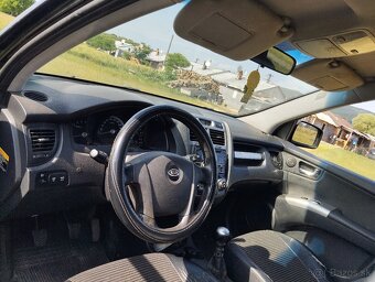 Predám Kia Sportage 2.0 103kw - 3