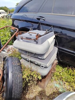 Toyota RAV4 - 3