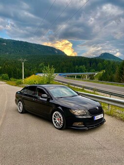 Škoda Superb 3.6 V6 191kW skvelý stav - 3