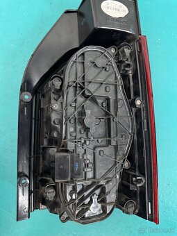 Zadne svetlo multivan t6 lave - 3