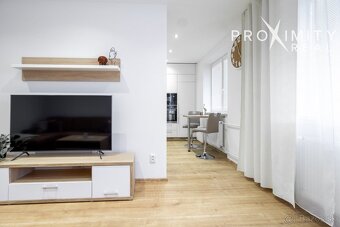 Kompletne zariadený 2-izbový byt s balkónom, Pod Hradová - 3
