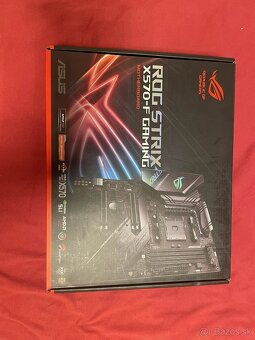 ASUS ROG STRIX X570-F GAMING - 3