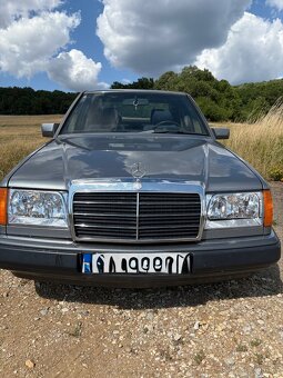 Mercedes E200 w124 Sedan - 3
