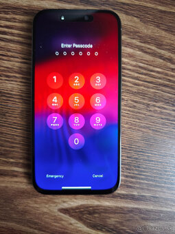 iPhone 15 Pro 256GB - 3