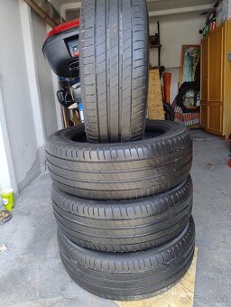 205/55 R17 - 3