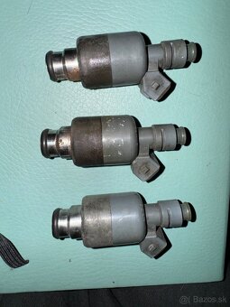 Predam vstrekovace na opel astra g 1,4l 66kw 16v - 3