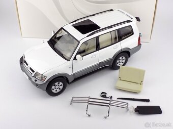 MITSUBISHI PAJERO 3.5L V6 V73 2006 – 1:18 SUN STAR - 3