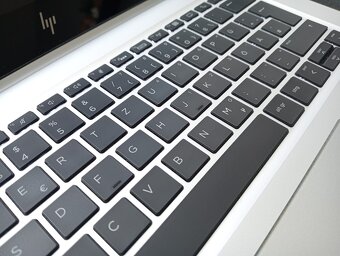 predám dotykový Hp elitebook x360 , Intel® Core™i5, 8gb ram - 3