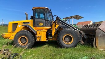 kolesový čelný nakladač JCB 456 - 3