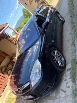 Predám vymením Opel 3.0 CDTI V6 - 3