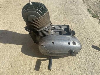 Predám motory cz 175 (356) pravdepodobne - 3