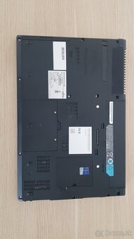 Notebook FUJITSU / i7 / 8GB / 256GB / 15.6" - 3