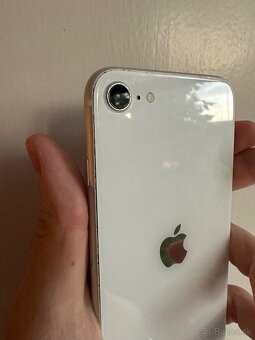 iPhone SE 2020 64gb - vada, čítať popis - 3