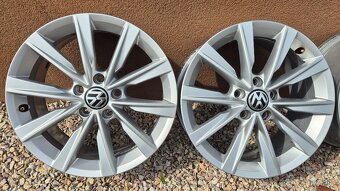 Predám krasne originálne kolesa Volkswagen 5x112 r17 - 3