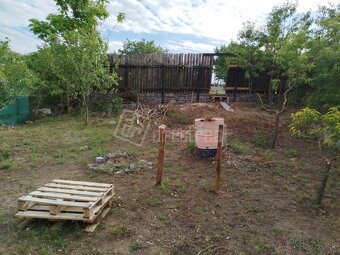 ZNÍŽENÁ CENA Predáme záhradku za mestom Holíč - 3