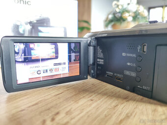 Panasonic HC-V500 - 3