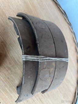 Brzdové oblozenie - 3