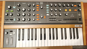 PREDÁM "MOOG" BEHRINGER POLY D STAV NOVÝ - 3