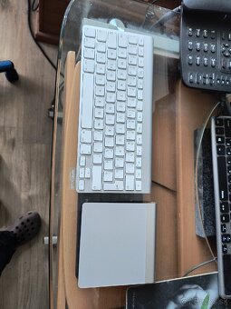 Apple klávesnica a trakpad - 3