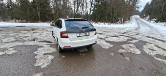 Predám škodu rapid spaceback - 3