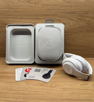 Beats Studio Pro Wireless Matte White - 3