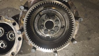 Reduktor kolesa na nápravu Dana spicer - 3