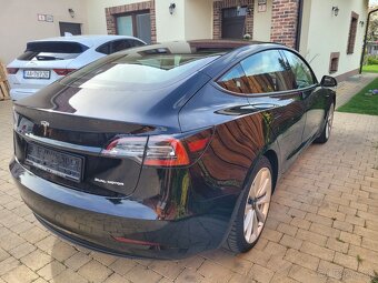 Predám elektro auto TESLA model 3 dual motor, model 2021 - 3