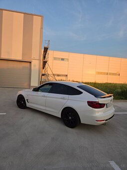 BMW 3 GT 318d manual - 3