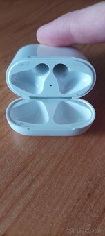 Apple AirPods Nabíjacia Krabička - 3