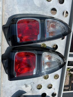 Rozne svetla a spetaky na Citroen C3 C4 - 3