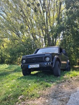 Lada niva . 4x4. - 3