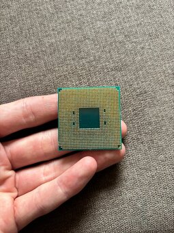 AMD Ryzen 5 2600X - 6 jadier / 12 vlákien - 3