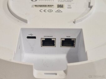 Ubiquiti UAP-AC-HD - UniFi AP, AC, High Density - 3