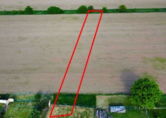 Vráble - 1421 m2 STAVEBNÝ pozemok - 3