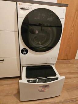 LG TWINWash Mini – malá pračka pod klasickou, TOP stav - 3