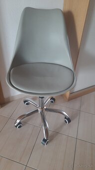 Otočná stolicka - 2 kusy - 3