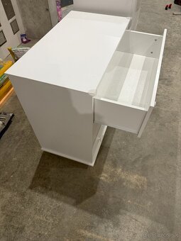 prebaľovací pult - 3