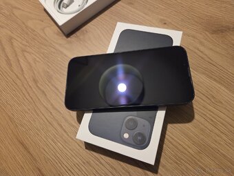 iPhone 13, Midnight 128GB - 84% zdravie - 3
