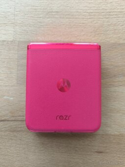 Motorola razr 40 ultra - 3