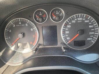 Predám na audi a3 8p kapotu volant a budíky - 3