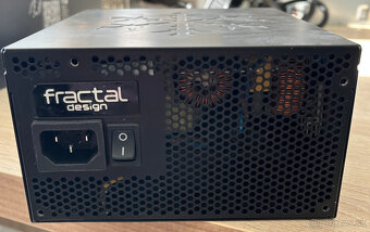 zdroj Fractal Design Edison M 650 W čierny - 3