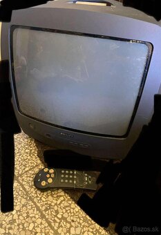 Predám plne funkční strary televízor z ovládačom philips 14p - 3