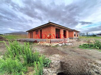 Oedáme 4izbový tehlový bungalov Ruskov, všetky ISpozemok 606 - 3