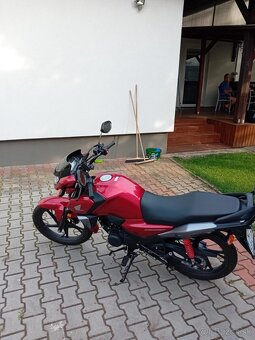 Honda CB125F - 3