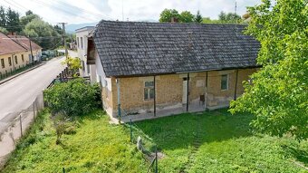 Rekreačná chalupa na rekonštrukciu s veľkým pozemkom - 3