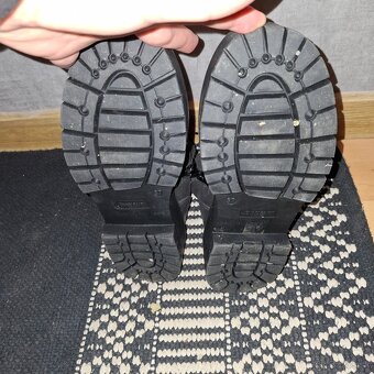 Dievčenské workery - 3