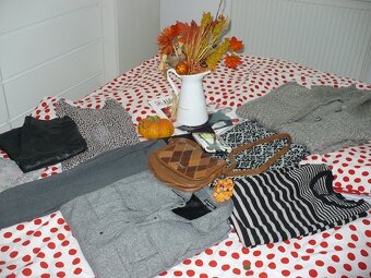 Balik veci č S-M 10ks len 8€ znížená cena +taška - 3