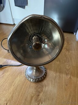 starý elektrický ohrievač - 3